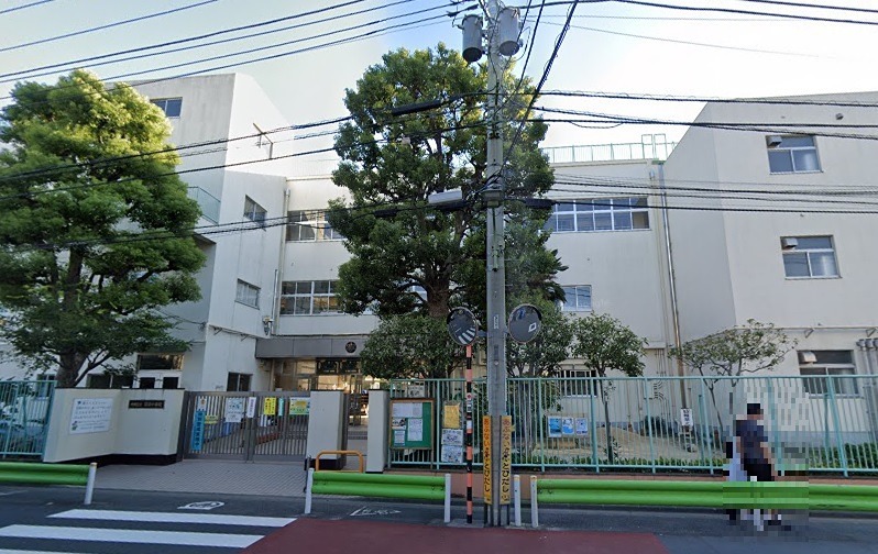 小学校　大田区立蒲田小学校（小学校）まで117m