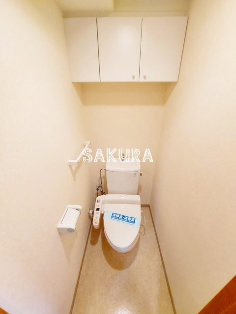 トイレ　嬉しい温水洗浄便座♪