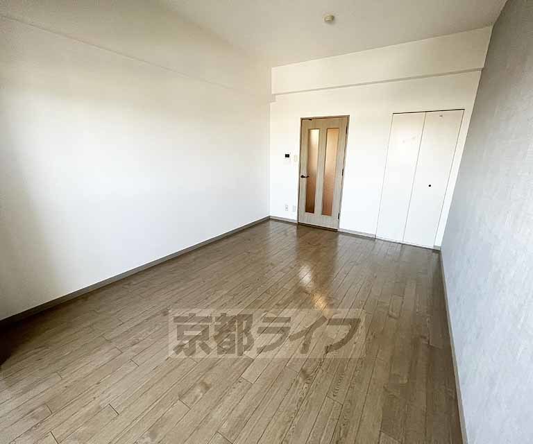 居室・リビング　広い８帖のお部屋です