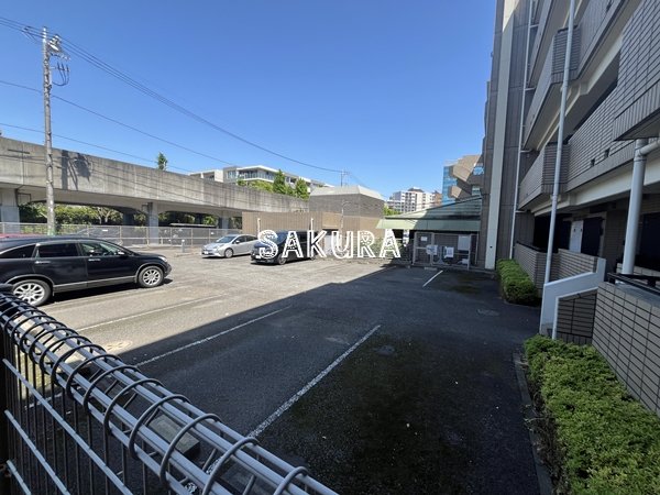 駐車場　敷地内駐車場です♪