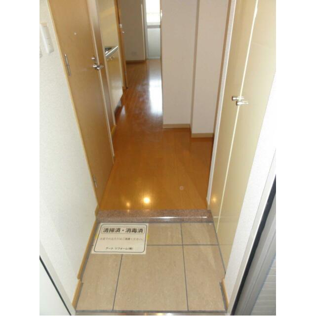 玄関　同タイプ参考写真