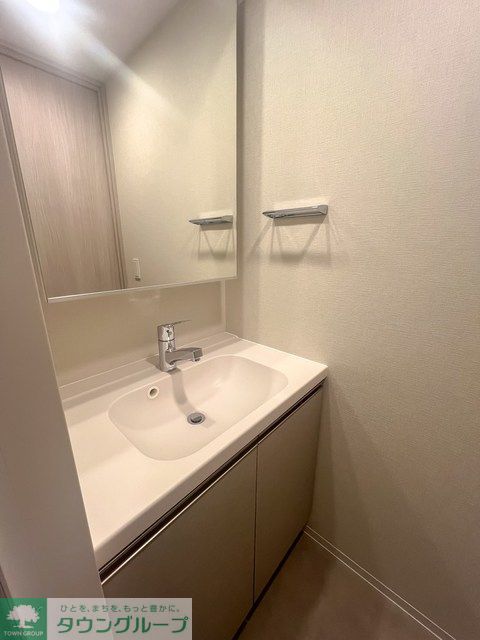 洗面設備　※写真は同タイプ住戸です。