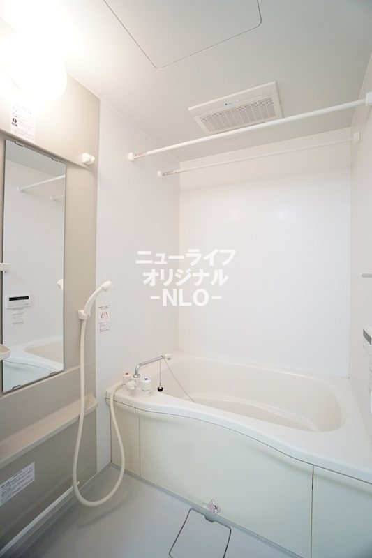 バス・シャワールーム　※同一仕様の別部屋写真の為、現況優先となります。