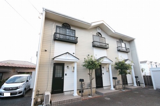 建物外観　落ち着いた雰囲気の外観です
