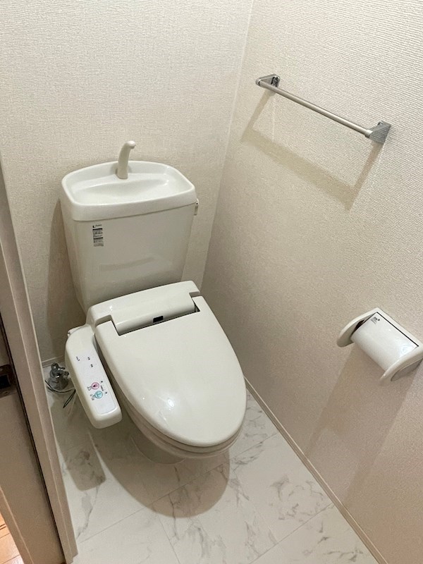 トイレ　温水洗浄便座あり！