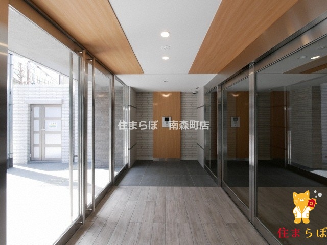 エントランス　共用部の印象も大切に