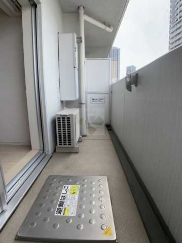 バルコニー　コンフォリア東池袋EAST