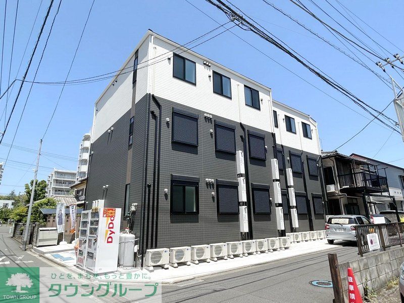 建物外観　★インターネット無料物件♪★共用部に宅配BOXもあります。