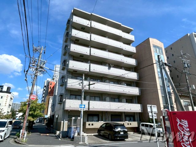 建物外観　落ち着いた雰囲気の外観です