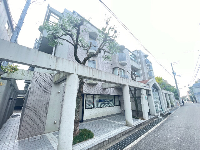 建物外観　芦屋市西山町「ペンコート芦屋」