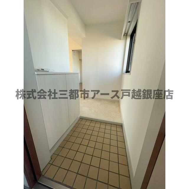 玄関　エーブル目黒洗足