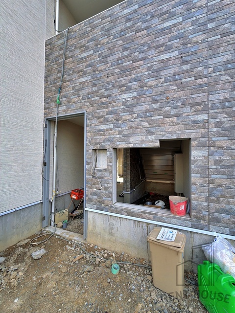 ロビー　外観（建設中）