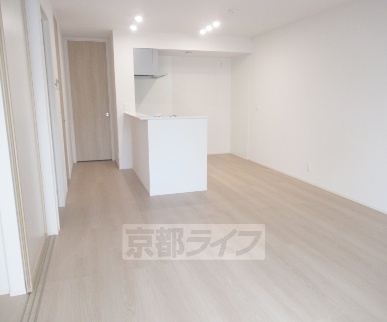 T-residence楠葉の居間写真