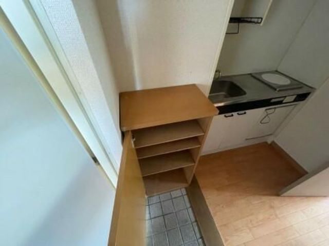 玄関　同物件別部屋写真（実際は現況を優先します）