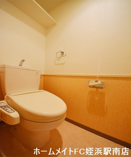 トイレ　★嬉しい設備、ウォシュレット付き♪★参考写真