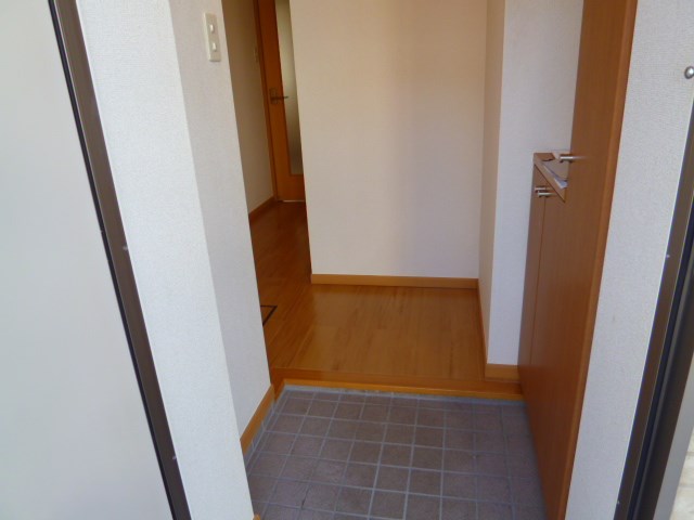 玄関　類似物件参考写真