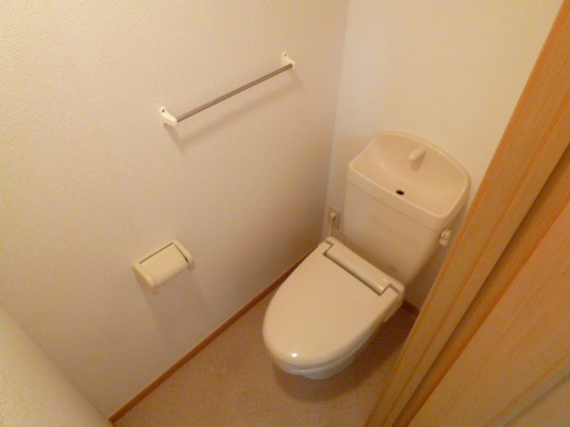 トイレ　類似物件参考写真