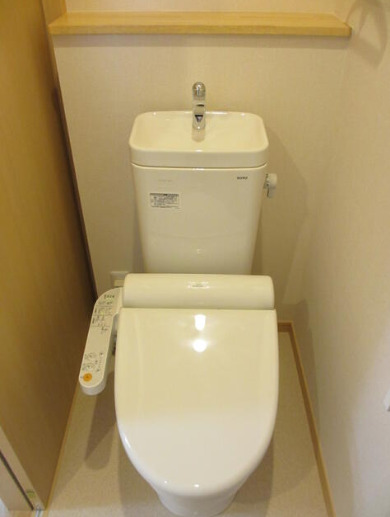 トイレ　落ち着いたトイレです