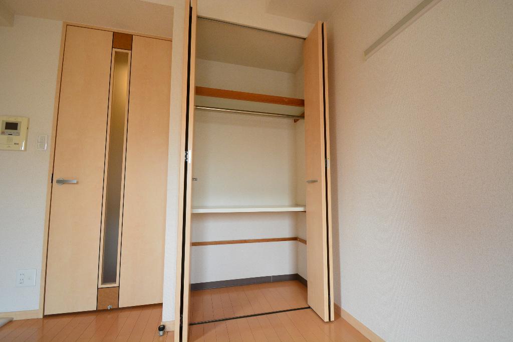 収納　クローゼット