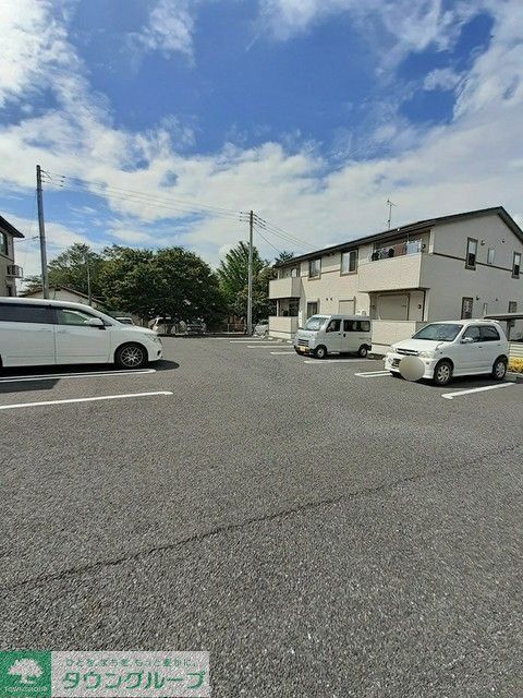 駐車場　駐車場