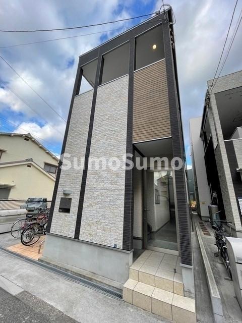 建物外観　外観は落ち着いています