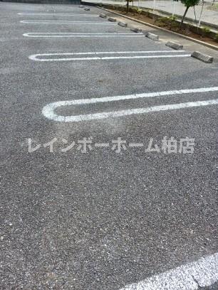 駐車場　駐車場があります