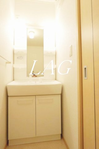 洗面設備　洗面台です。