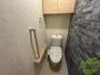 トイレ　トイレはウォシュレット機能付きです。安心して使用できますね。