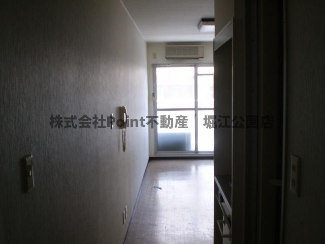 地下鉄長堀鶴見緑地線 西長堀駅 徒歩1分 9階建 築32年の内装写真