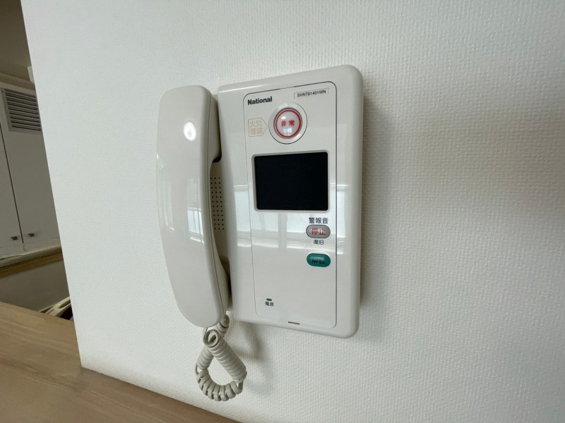 セキュリティ　インターホンで来客確認ができます。安心ですね。