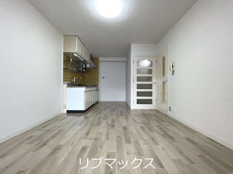 居室・リビング　※同物件別部屋写真※