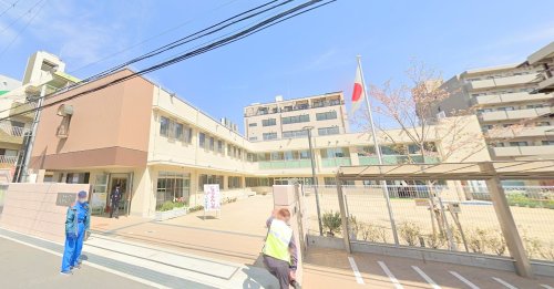 幼稚園・保育園　吹田市立認定こども園吹田南幼稚園（幼稚園・保育園）まで1055m