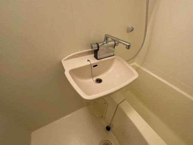 洗面設備　別部屋同仕様タイプ