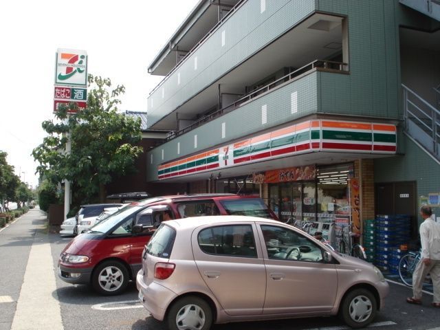 コンビニ　セブンイレブン（コンビニ）まで240m