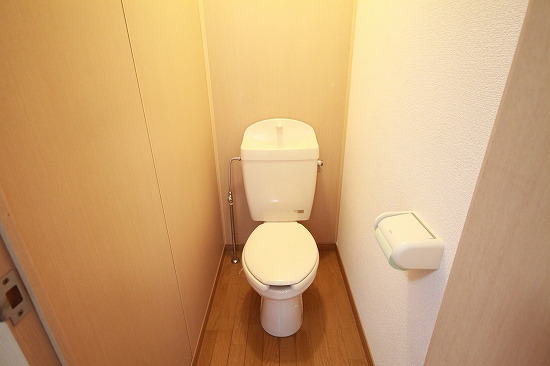 トイレ　※写真は類似です