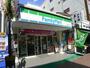 コンビニ　ファミリーマート 巣鴨地蔵通り店（コンビニ）まで119m