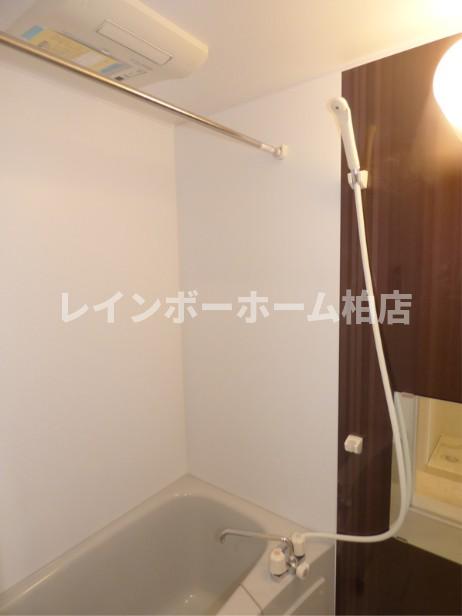 バス・シャワールーム　日々の暮らしに欠かせないお風呂です