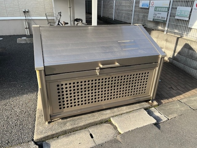 その他共有部分　入居者様専用ゴミストッカー