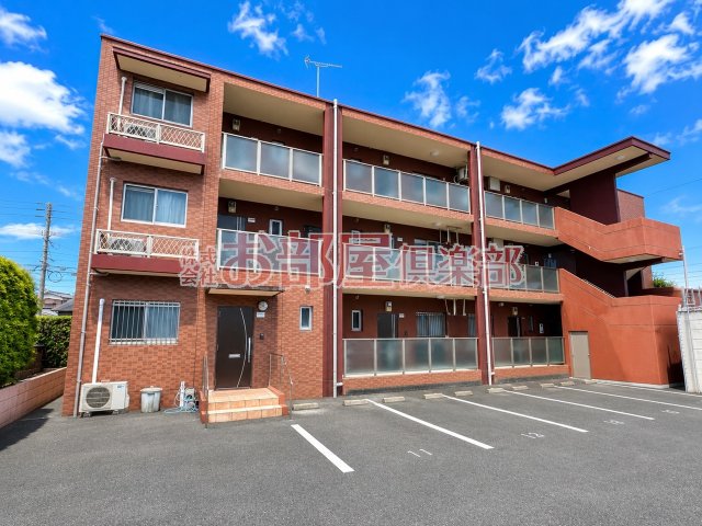 建物外観　外観は落ち着いています