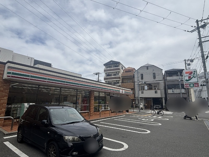 コンビニ　セブンイレブン大阪成育1丁目店（コンビニ）まで246m