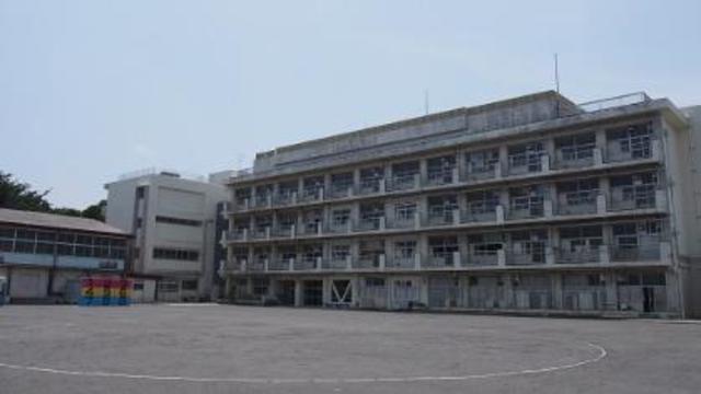 小学校　横浜市立新羽小学校（小学校）まで925m