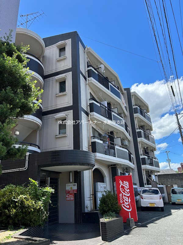 建物外観　ラフォーレ18番館へようこそ！