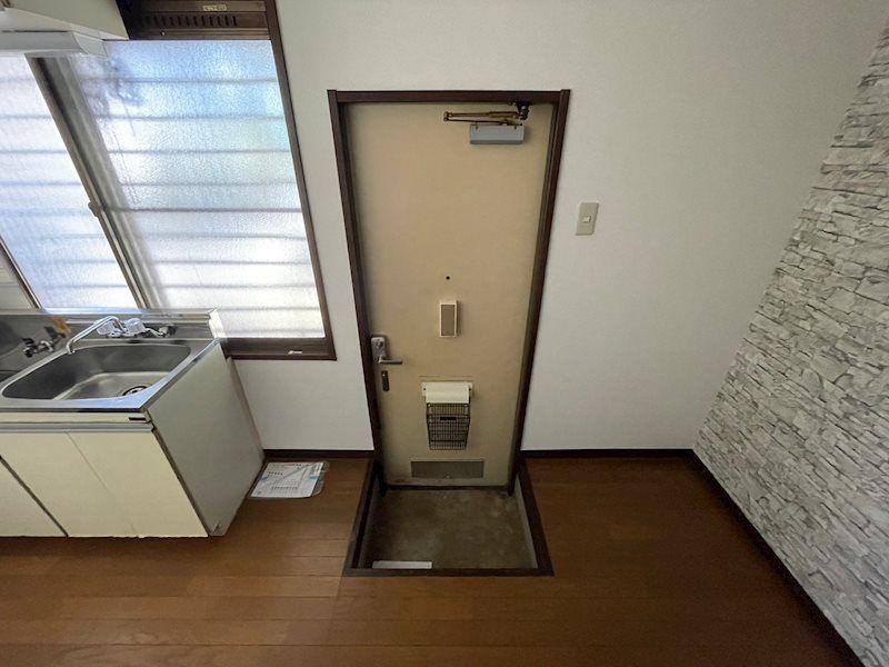 玄関　別室参照。