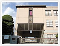 小学校　私立暁小学校（小学校）まで1037m