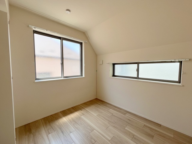 その他部屋・スペース　★明るいフローリングの角部屋です★