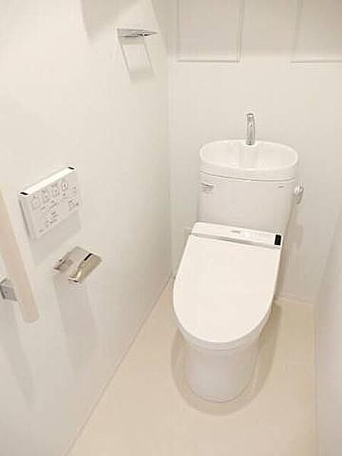 トイレ　（別タイプ参考写真）ソライエアイル練馬北町　練馬区北町3