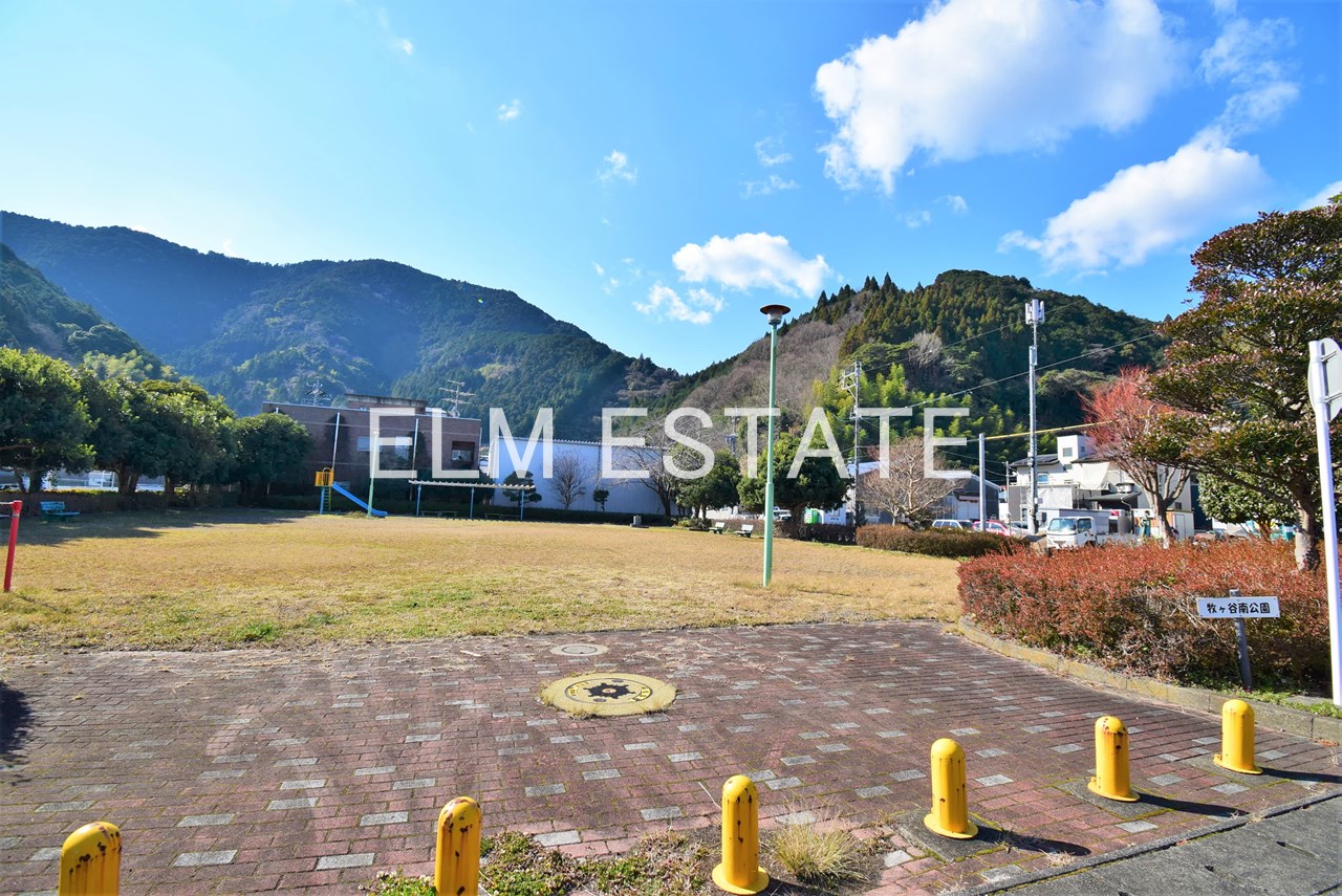 公園　牧ケ谷南公園（公園）まで240m