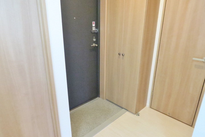 玄関　※別室参考写真