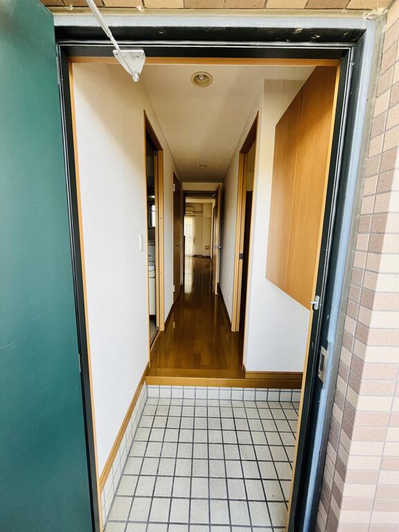 シーショア・下河原の玄関写真