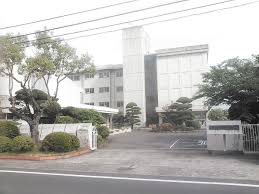 小学校　岡山市立馬屋下小学校（小学校）まで1615m